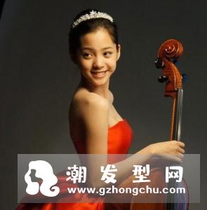 欧阳娜娜长发发型图片 彰显青春活力