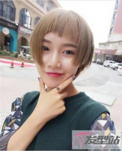 齐腮短发怎么烫好看 几个小细节变清爽干练告别假小子