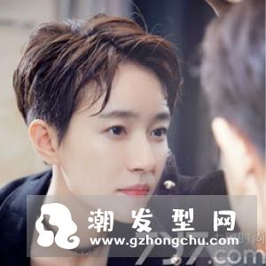 女生漏耳短发发型 超帅气巨有型做个短发酷girl