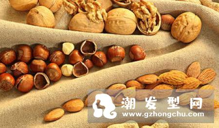 你知道用茶水也能洗头发吗 茶叶水洗头的正确方法