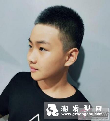 学生发型男生发型 短发除了有气质还非常帅气