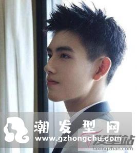 男生毛刺发型 一款帅炸的男生短发