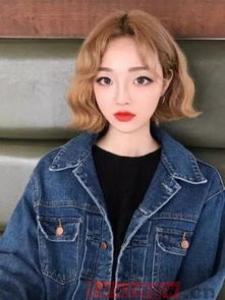 女士两边不对称短发 一长一短回头率超高