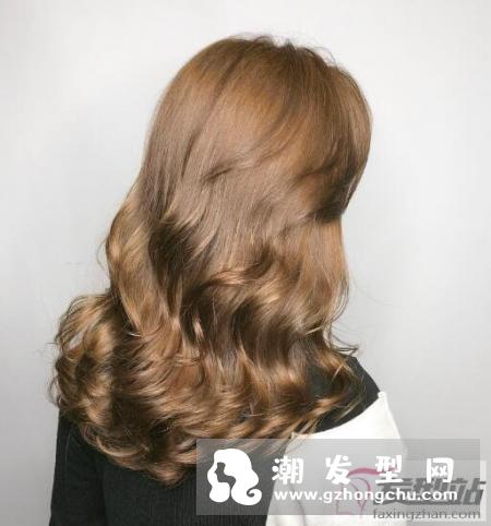 频频染发导致头发初老症？5个特征证明你已经老了！