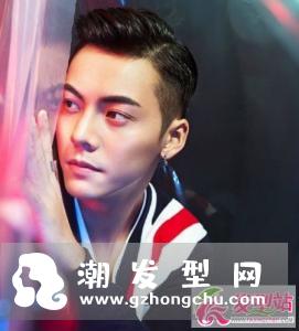 陈伟霆的发型叫什么 陈伟霆最新帅发型盘点
