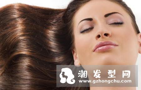 头皮屑有分干性和油性,你是哪一种?