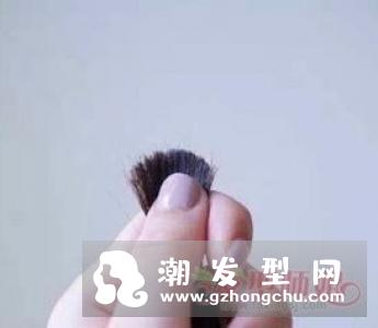 自己在家怎么剪刘海 发型师教你避免踩中修剪刘海地雷！