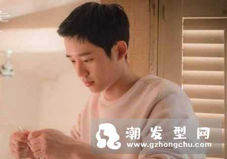 阿呆头是什么发型 怎么搭配好看
