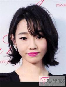 女生短发怎么卷好看 人鱼卷短发修颜塑型