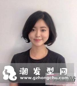 女生三七分短发 洋气瘦脸潮女范