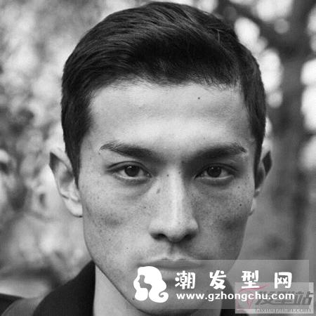 论及IvyLeagueHaircut.ppt