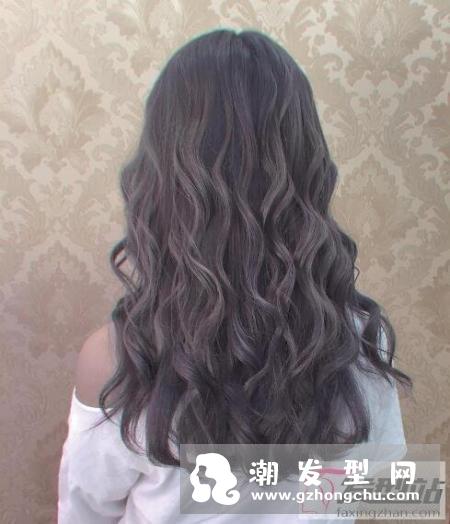 头发出油是什么原因 5个坏习惯令头发经常出油
