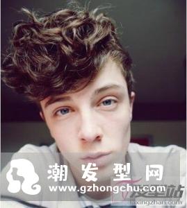 常见的适合男生的短碎发