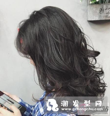 错误的洗头发方法大盘点 为了秀发健康你要尽量避免