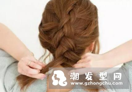 杨幂最新麻花辫图片 同款怎么编