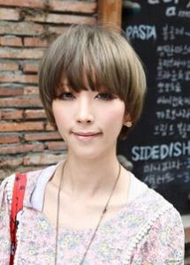 女士侧背头短发发型 帅起来比男生还有气场
