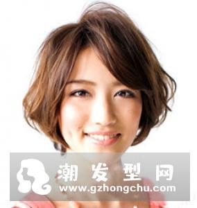 女生三七分短发 洋气瘦脸潮女范