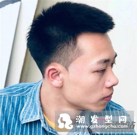 男生发型两面铲光 提升颜值毫无压力