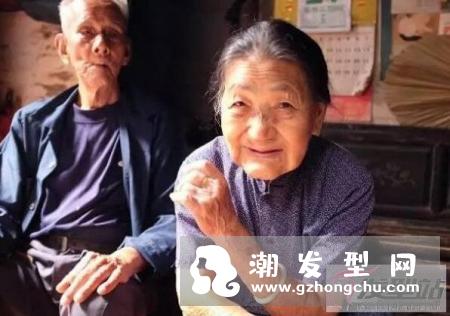 103岁婆婆拒当白发魔女护发秘诀+维持黑发心得