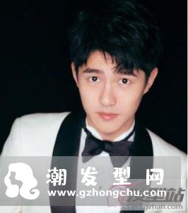 男士穿西装适合的发型 帅气简约展现迷人魅力