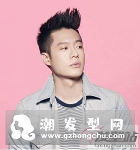 飞机头发型图片男短发 一款超帅的男生短发