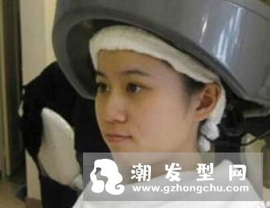 染发后为什么要打蜡?上发蜡的正确方法是怎样的