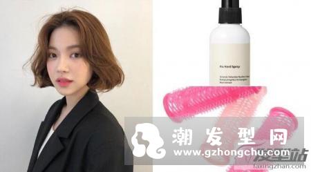 细软发贴在头皮上,不但整个人看起来很没精神,又好像没洗头一样,明明昨天就有洗
