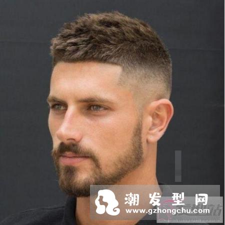 男生发型锅盖头铲两边 欧美Textured Crop发型超流行