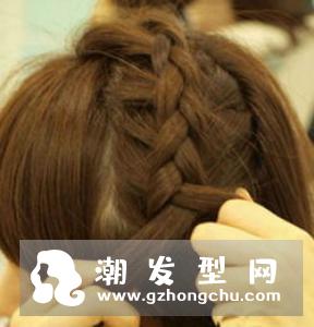 男生小飞机发型 独特吸睛魅力四射
