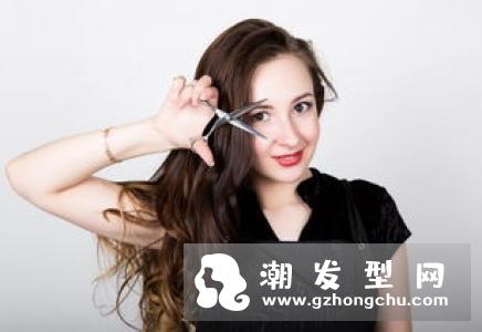 卷发如何保养 正确的方法才能不变形