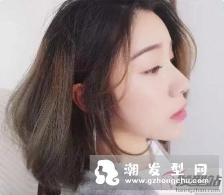脸大的女生如何显小脸？短发＋刘海＝瘦脸武器！