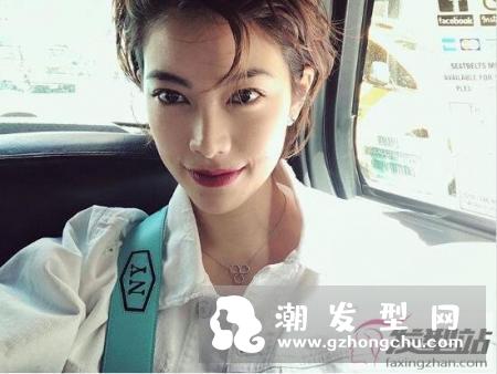 女生空灵系男孩风短发 耳下1公分美到仙气爆棚！