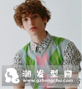 年轻男生适合的发型 或帅气或软萌超显个性