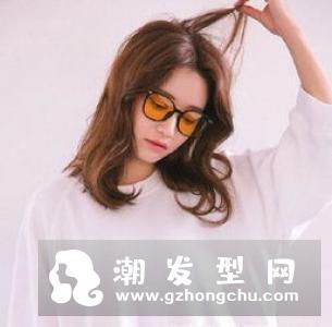 短发适合染什么颜色 金色染发显白又洋气