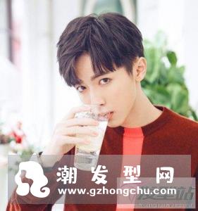 好看的发型男生 洋气迷人适合自己就是帅