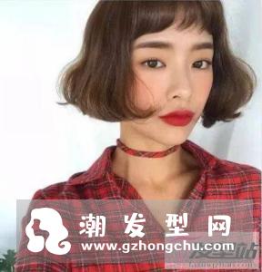 2019流行短发发型女 齐嘴短发美得刚刚好