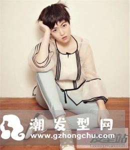 精干的女生短发发型 清爽利落气场全开