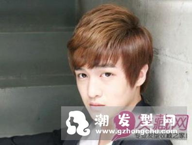 发量多的男生发型 尽显帅气成熟男人味