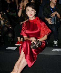 金星发型图片大全 有刘海的头发好看
