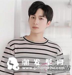 男生37分发型带刘海 塑造完美脸型男神都喜欢