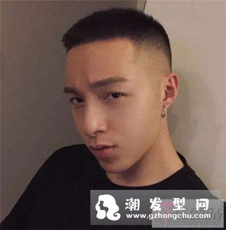 检验男生颜值的标准　经典寸头简直不要太帅