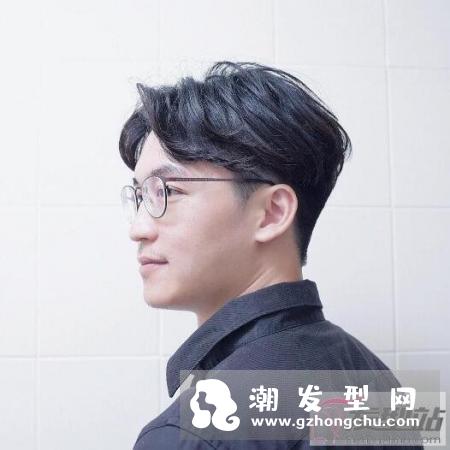 男士宴会发型短发 让你在人群中成为关注焦点