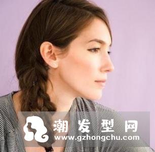 美人鱼编发怎么自己编 侧辫发怎么弄