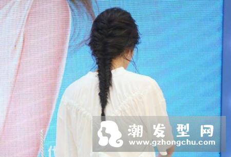 杨幂最新麻花辫图片 同款怎么编
