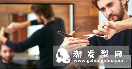 剪发前沟通好,就不怕剪发后悔,先确认好双方的想法是否一致再下手,便能避免失误