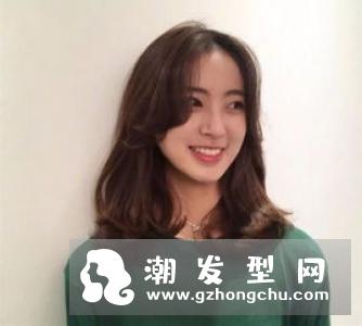 自来卷女生适合什么发型 按照卷度不同选择发型很重要