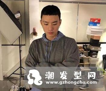 阿呆头是什么发型 怎么搭配好看