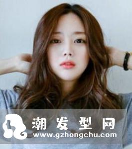 脸大的女生如何显小脸？短发＋刘海＝瘦脸武器！
