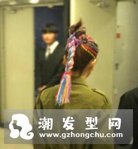 angelababy最新彩色辫子是什么发型 同款彩色编发怎么弄