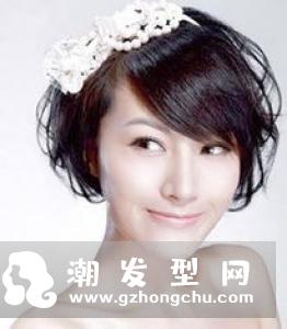 倒三角形脸型新娘适合什么发型 公主头偏分就不错的